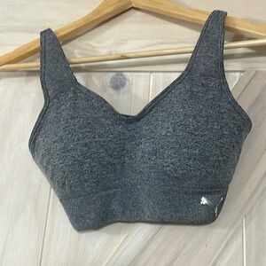 PUMA sports bra sz M
